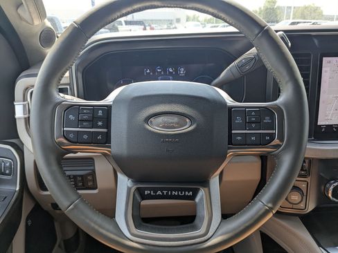 Used 2026 Ford F450 Platinum w/ Platinum Plus Package AWD/4WD image 19