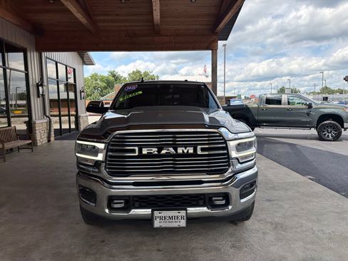 Used 2021 RAM 2500 Laramie w/ Chrome Appearance Group RWD image 25