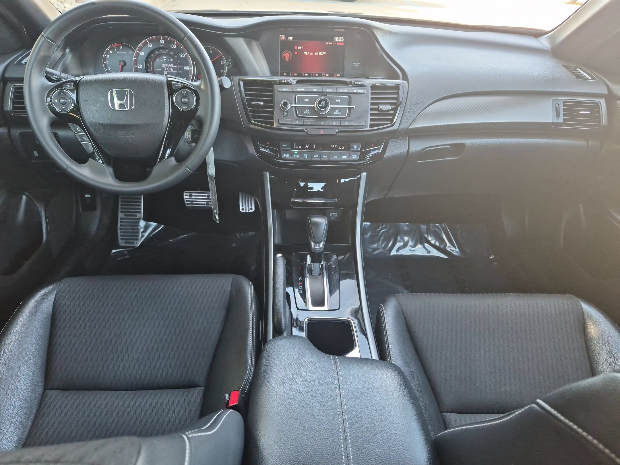 Used 2016 Honda Accord Sport image 23