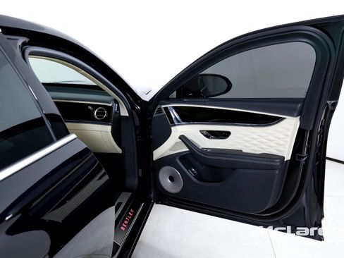 Used 2020 Bentley Flying Spur W12 AWD/4WD image 26