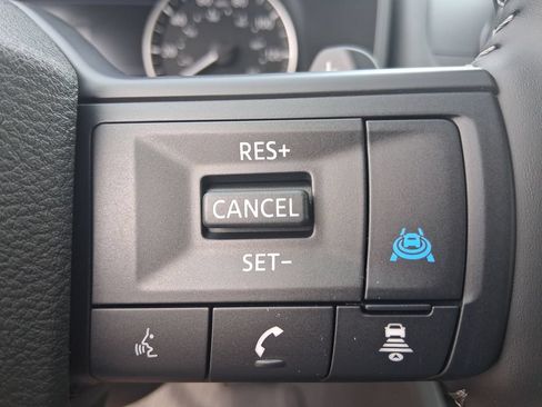 New 2026 Nissan Rogue SV FWD image 33