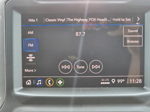 Used 2026 Chevrolet Silverado 1500 Custom RWD image 19