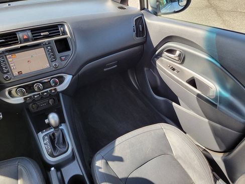 Used 2013 Kia Rio SX w/ Premium Pkg FWD image 26