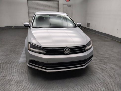 Used 2017 Volkswagen Jetta S w/ Jetta S Cold Weather Package FWD image 14