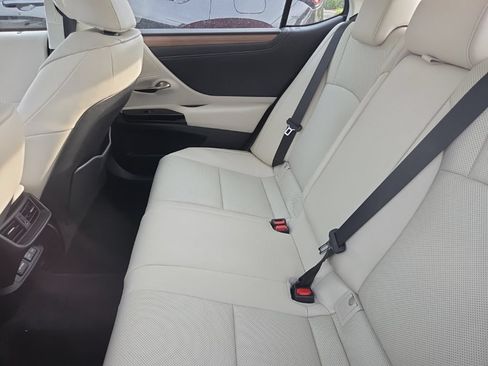 Certified 2024 Lexus ES 300h w/ Premium Package FWD image 6