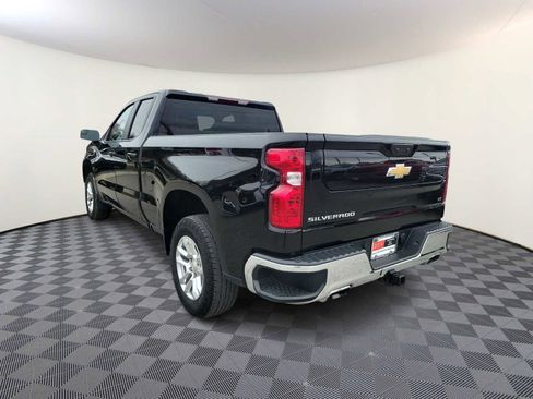 Used 2023 Chevrolet Silverado 1500 LT image 7