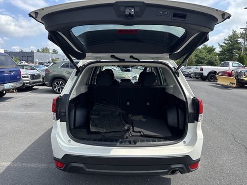 Certified 2023 Subaru Forester Premium AWD/4WD image 27