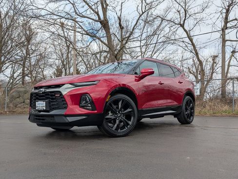 Used 2021 Chevrolet Blazer RS w/ Enhanced Convenience Package AWD/4WD image 2
