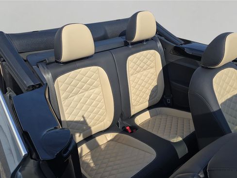 Used 2019 Volkswagen Beetle 2.0T Final Edition SEL image 18