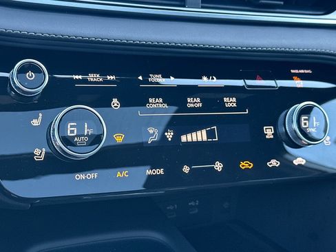 New 2026 INFINITI QX60 Autograph w/ Dark Cargo Package image 25