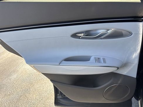 New 2026 Genesis GV70 2.5T Advanced image 21