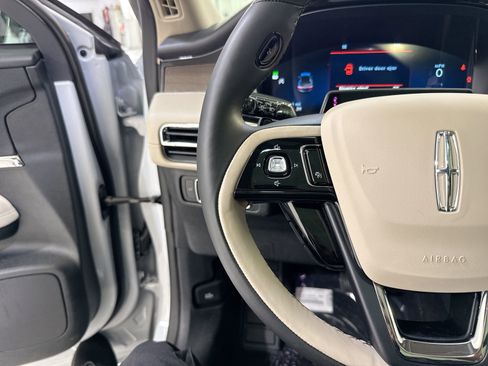 New 2026 Lincoln Corsair Reserve w/ Jet Appearance Package image 14