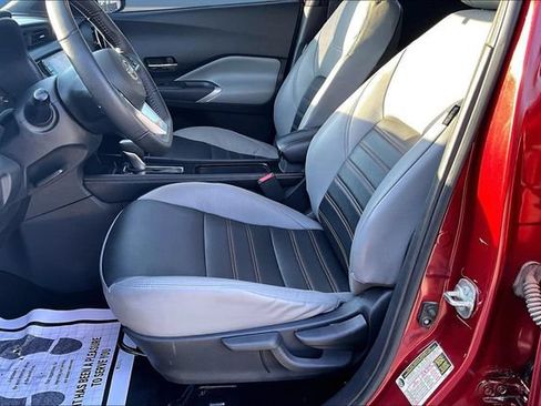 Used 2023 Nissan Kicks SR w/ SR Premium Package FWD image 21