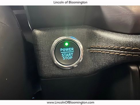 Used 2025 Ford F150 Lightning Lariat image 48