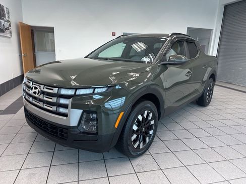 Used 2025 Hyundai Santa Cruz SEL image 8