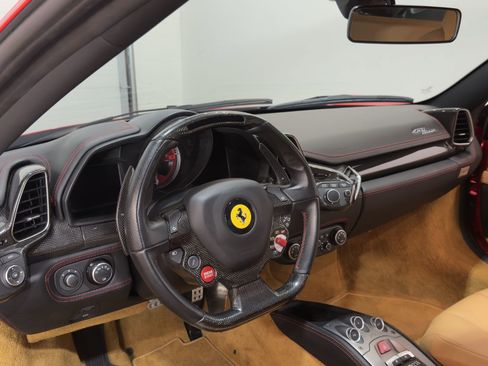 Used 2011 Ferrari 458 Italia Coupe image 76