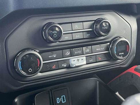 Used 2024 Ford Bronco Heritage Edition image 31