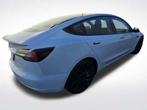 Used 2022 Tesla Model 3 Performance image 7