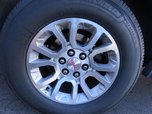 Used 2019 GMC Yukon SLT w/ Open Road Package RWD image 17