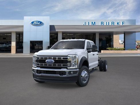 New 2026 Ford F550 4x4 Crew Cab Super Duty image 2