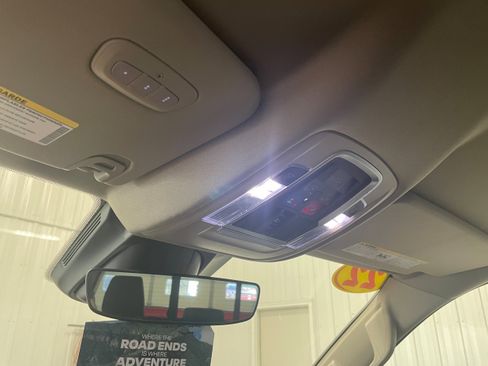 Used 2022 RAM 1500 Laramie image 17