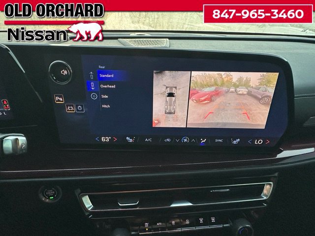 Used 2024 Chevrolet Traverse Z71 w/ Enhanced Driving Package AWD/4WD image 15