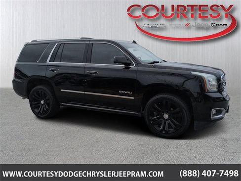 Used 2018 GMC Yukon Denali w/ Denali Ultimate Package image 1