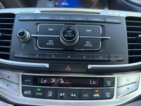 Used 2015 Honda Accord LX image 18