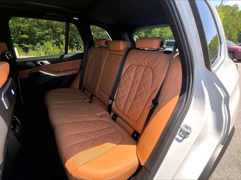 Used 2024 BMW X5 sDrive40i w/ Premium Package RWD image 21