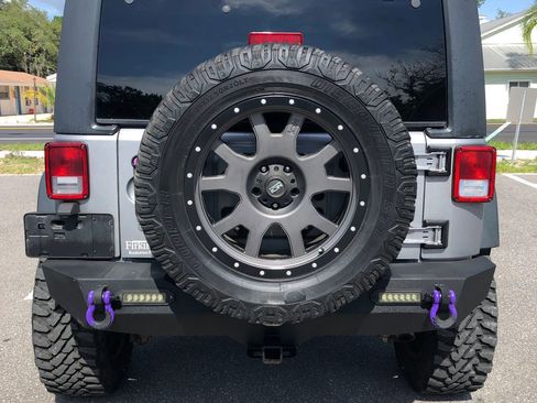 Used 2015 Jeep Wrangler Unlimited Sport w/ Quick Order Package 24S AWD/4WD image 4