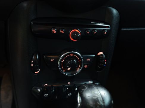 Used 2013 MINI Cooper Hardtop image 11