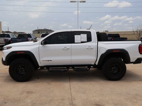 Used 2024 GMC Canyon AT4X w/ AT4X AEV Edition AWD/4WD image 4