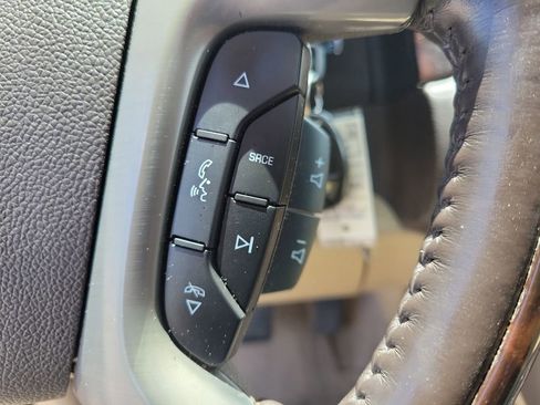 Used 2012 GMC Yukon Denali AWD/4WD image 29