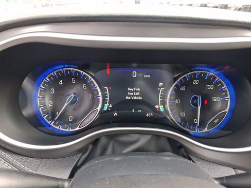 New 2026 Chrysler Pacifica Select FWD image 26