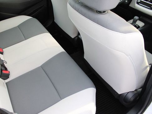 Used 2024 Toyota Corolla LE image 45