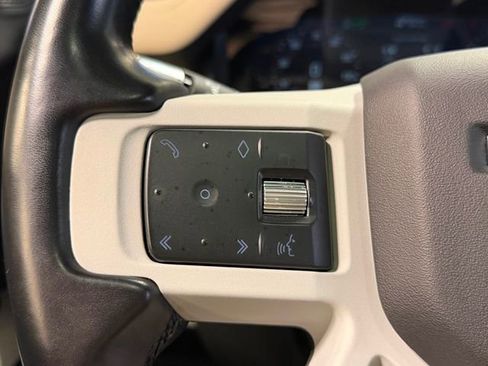 Used 2022 Land Rover Defender 110 X-Dynamic SE image 18