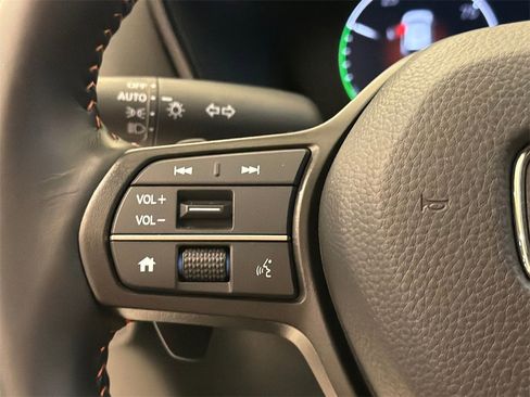 Used 2025 Honda CR-V Sport-L image 34