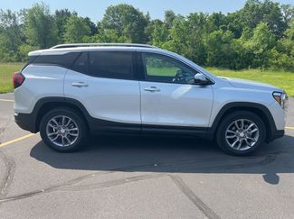 Certified 2022 GMC Terrain SLT w/ Infotainment Package II video 2