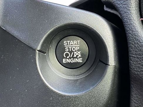 Used 2021 Jeep Compass Latitude w/ Sun and Sound Group image 27