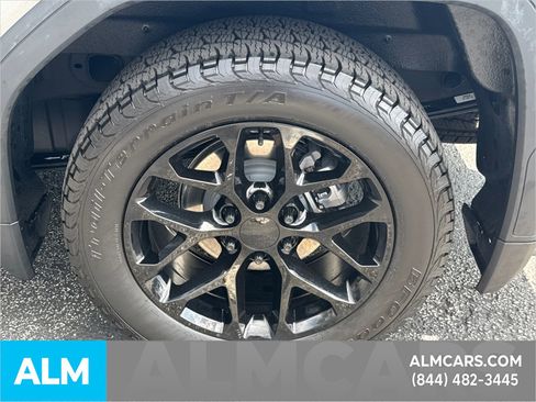 Used 2024 GMC Sierra 1500 Pro w/ Pro Value Package image 21