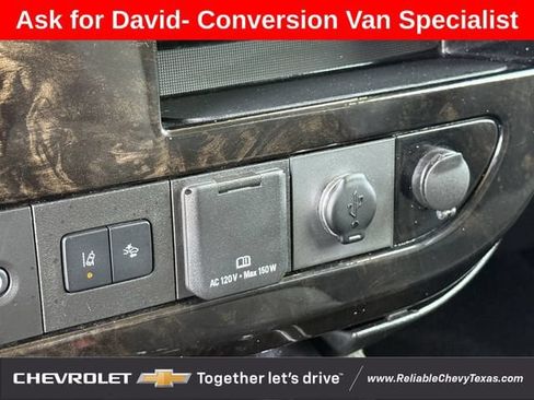 Used 2020 GMC Savana 2500 Extended w/ Enhanced Convenience Package RWD image 20