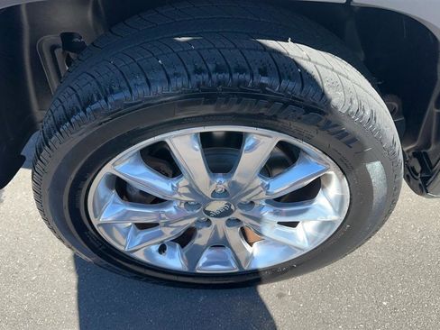 Used 2014 Jeep Cherokee Limited w/ Luxury Group image 16