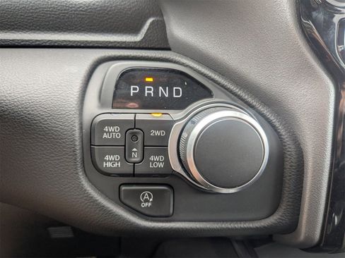 Used 2025 RAM 1500 Big Horn image 25