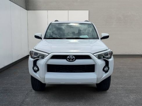 Used 2019 Toyota 4Runner SR5 AWD/4WD image 8