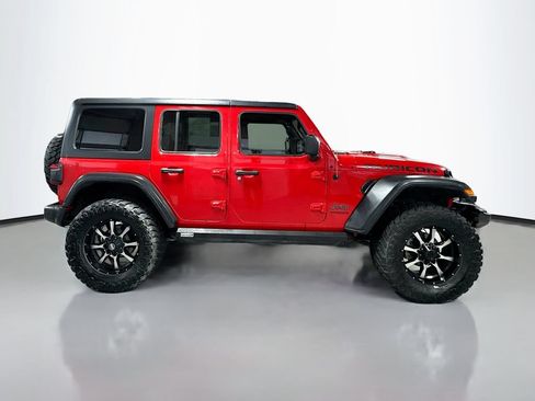 Used 2018 Jeep Wrangler Unlimited Rubicon AWD/4WD image 6