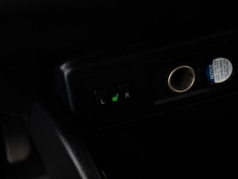 Used 2016 Toyota Prius V Four image 24