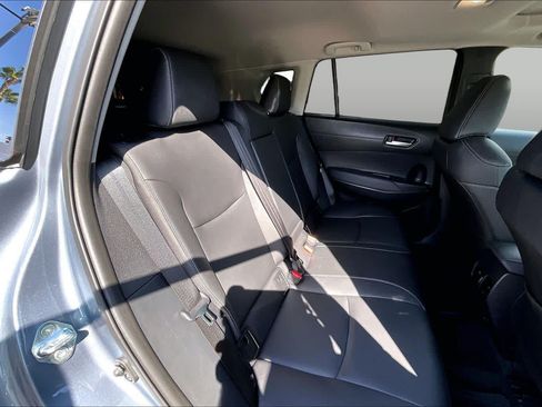 Certified 2023 Toyota Corolla Cross XLE w/ Convenience Package FWD image 19