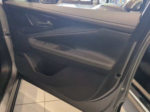 New 2024 Chevrolet Blazer EV LT AWD/4WD image 17