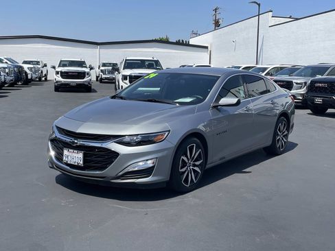 Used 2024 Chevrolet Malibu RS FWD image 1
