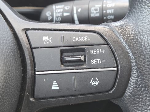 Used 2024 Honda CR-V EX image 7